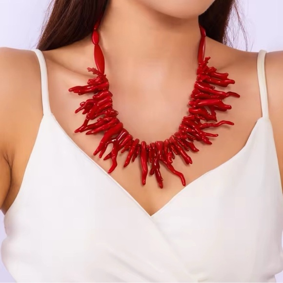 Vintage Red Coral Statement Necklace - Picture 5 of 10